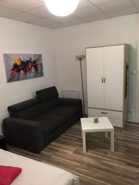 Studio Meuble 3 Etoile 236 维泰勒 外观 照片